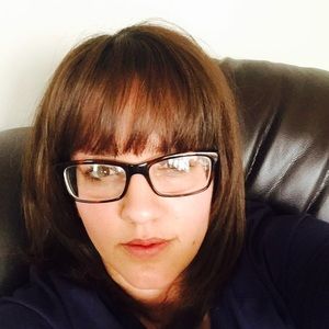 Meet your Posher, Raylee